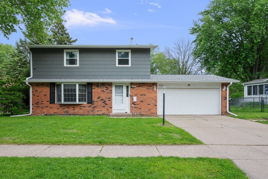 3129 Windsor Drive — photo