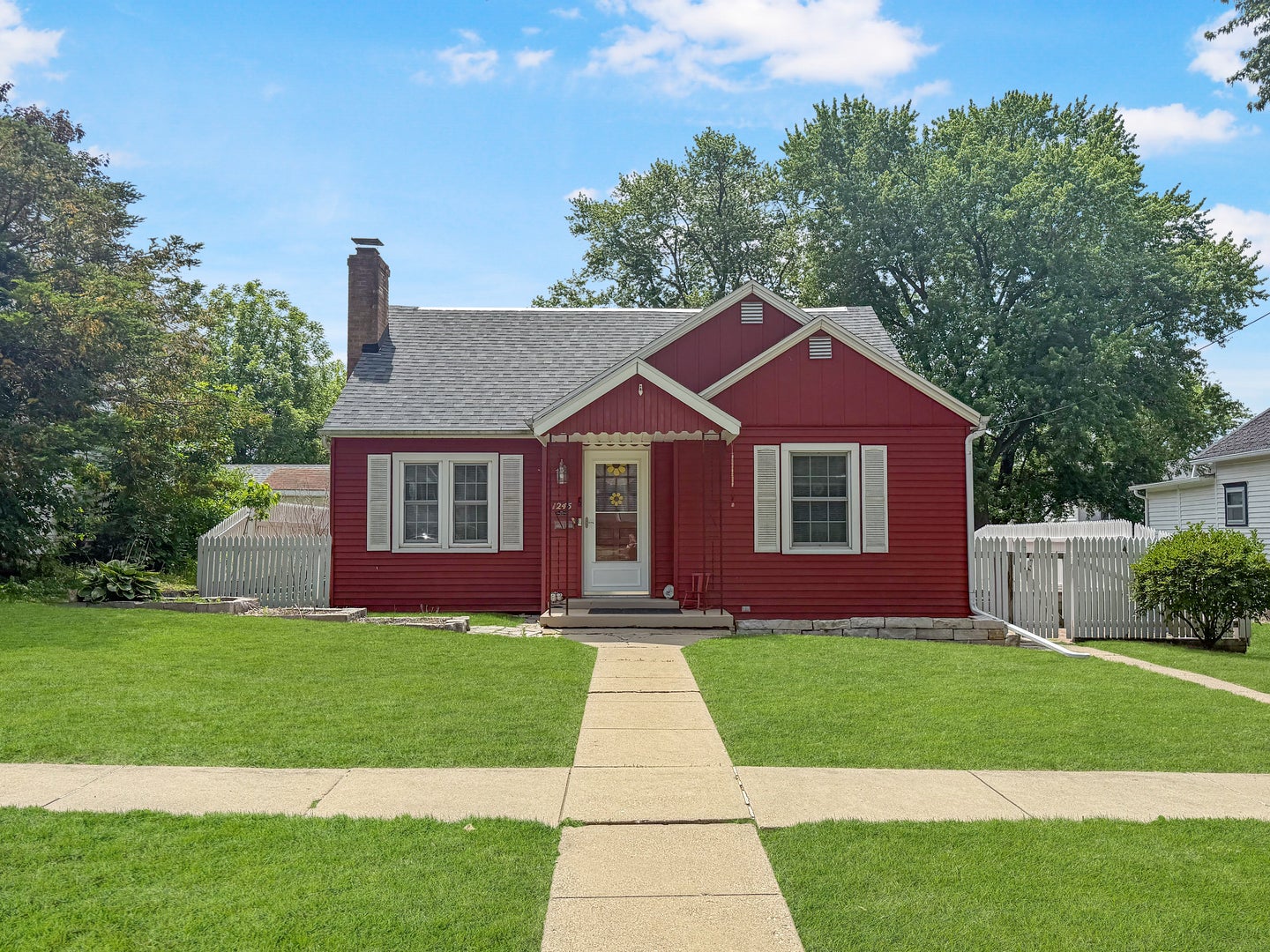 1245 W Harrison Street — photo