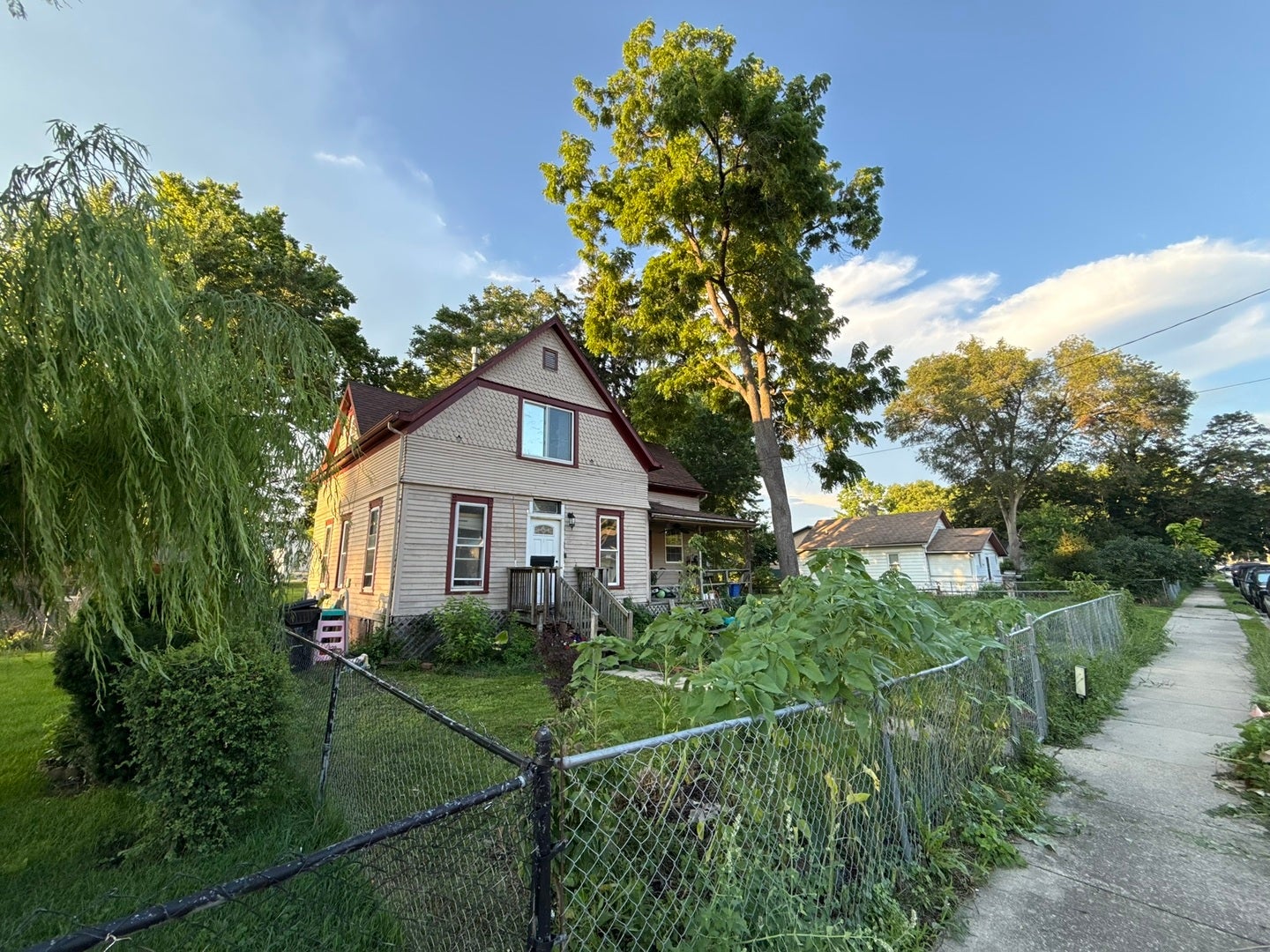 1009 W Monroe Street — photo