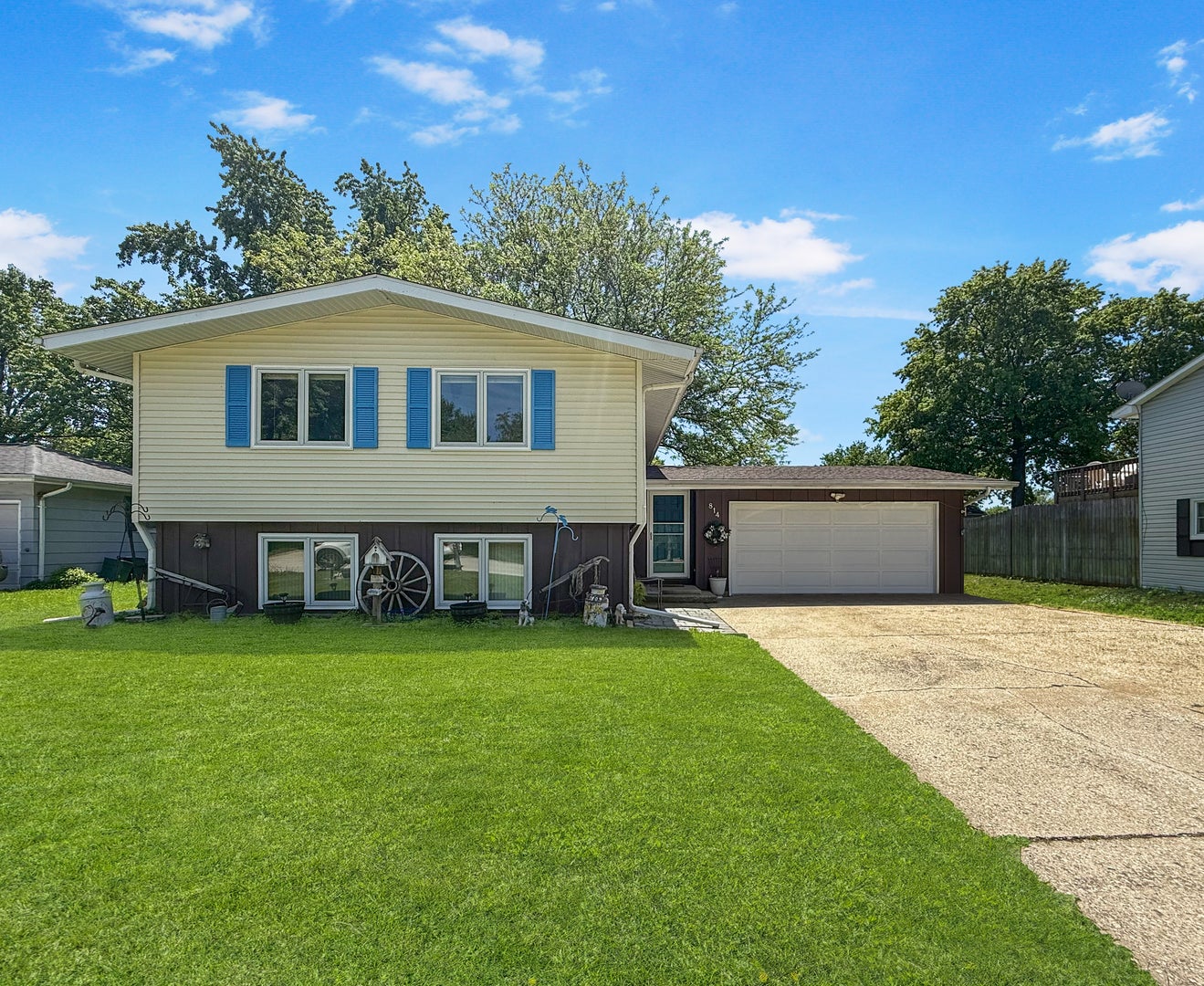 814 Pinecrest Drive — photo