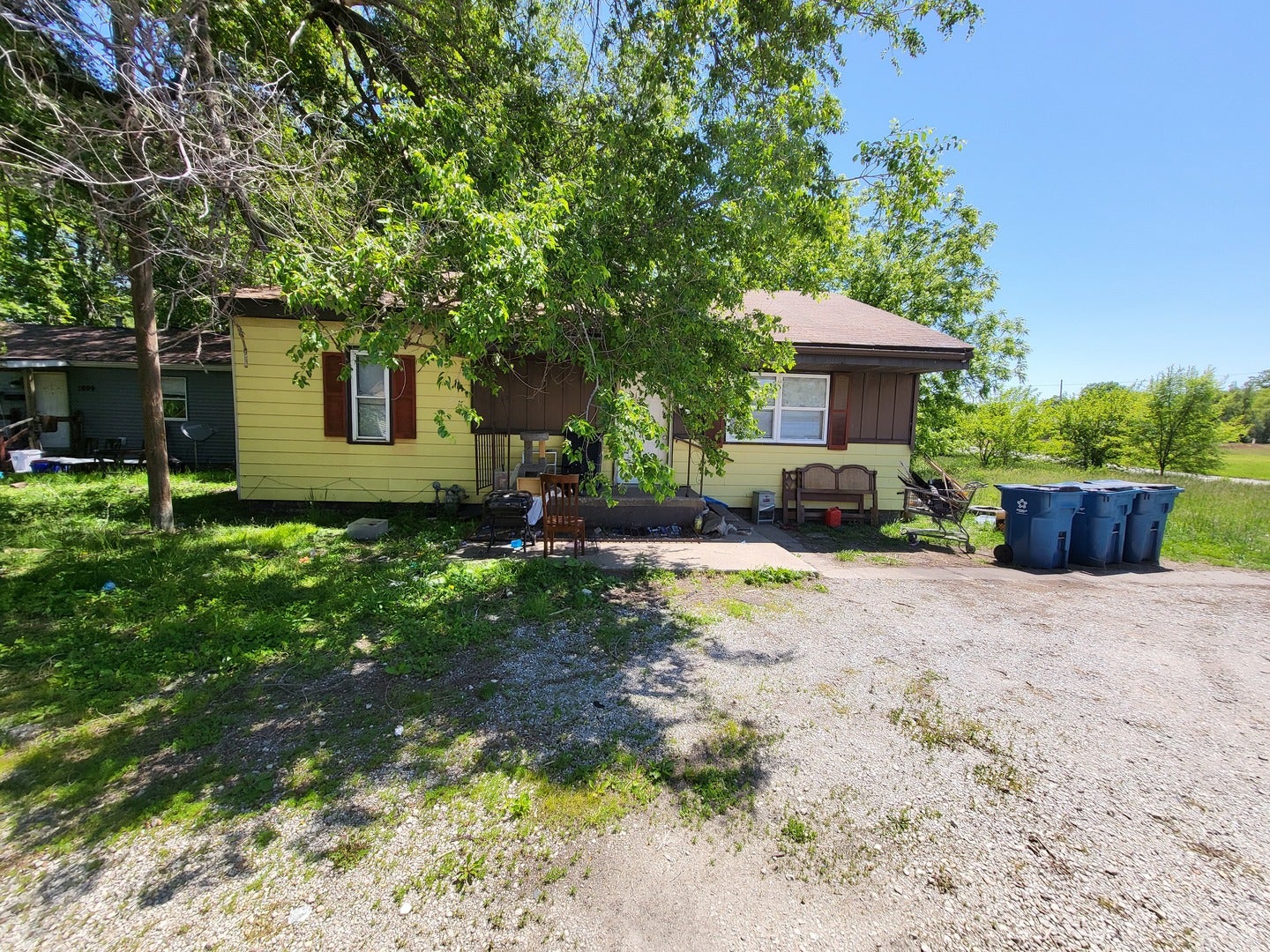 1811 E Edwards Street — photo