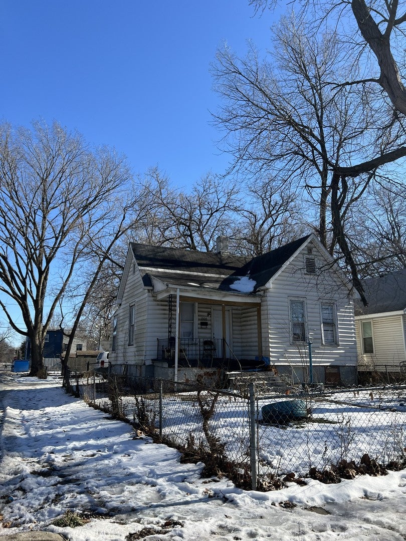 1900 S 19th Street — photo