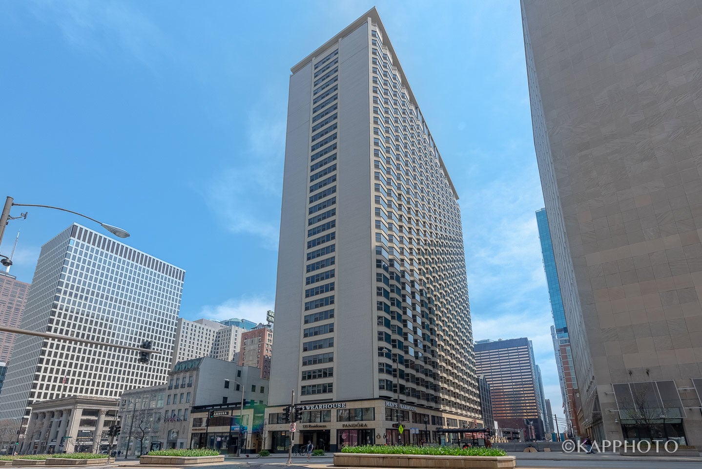 535 N Michigan Avenue 806 — photo