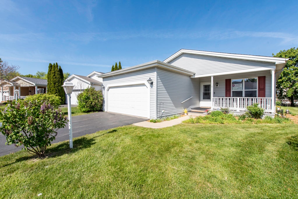 109 Hunter Court — photo