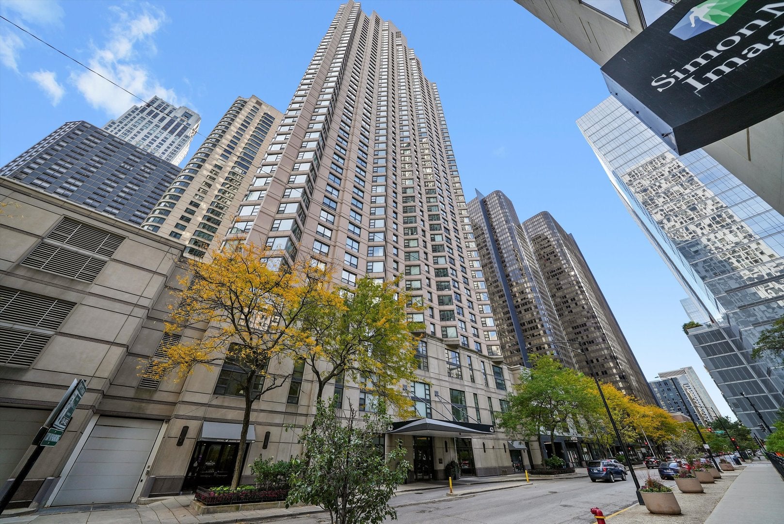 401 E Ontario Street 1304 — photo