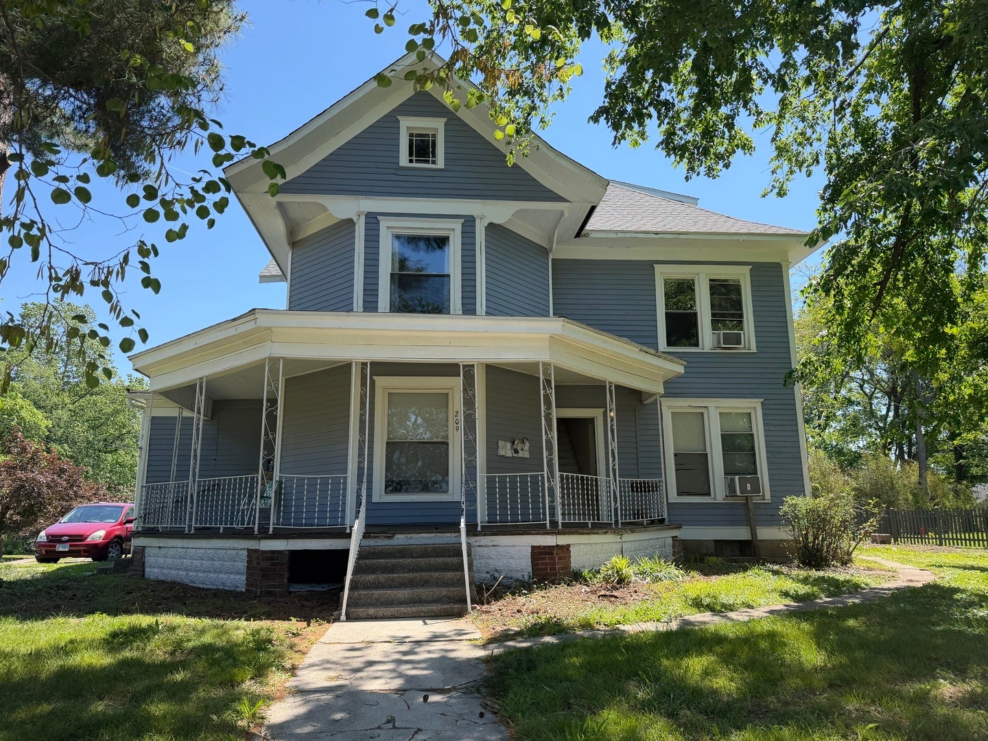 209 N Springer Street — photo