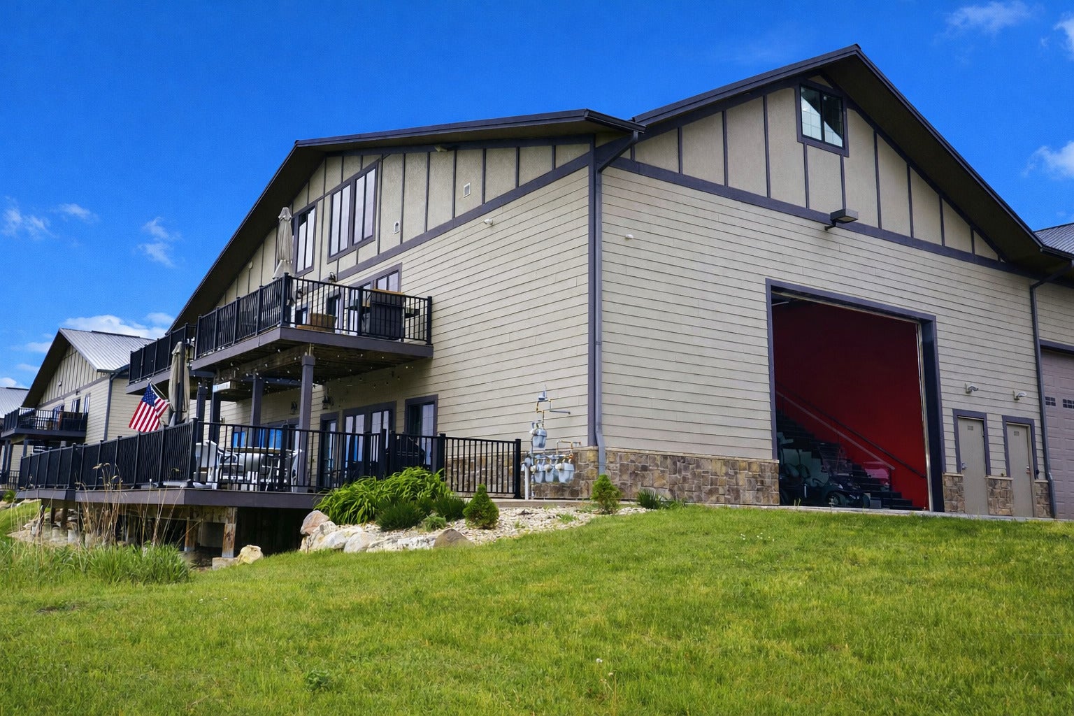 2240 Ferry Road 108 — photo