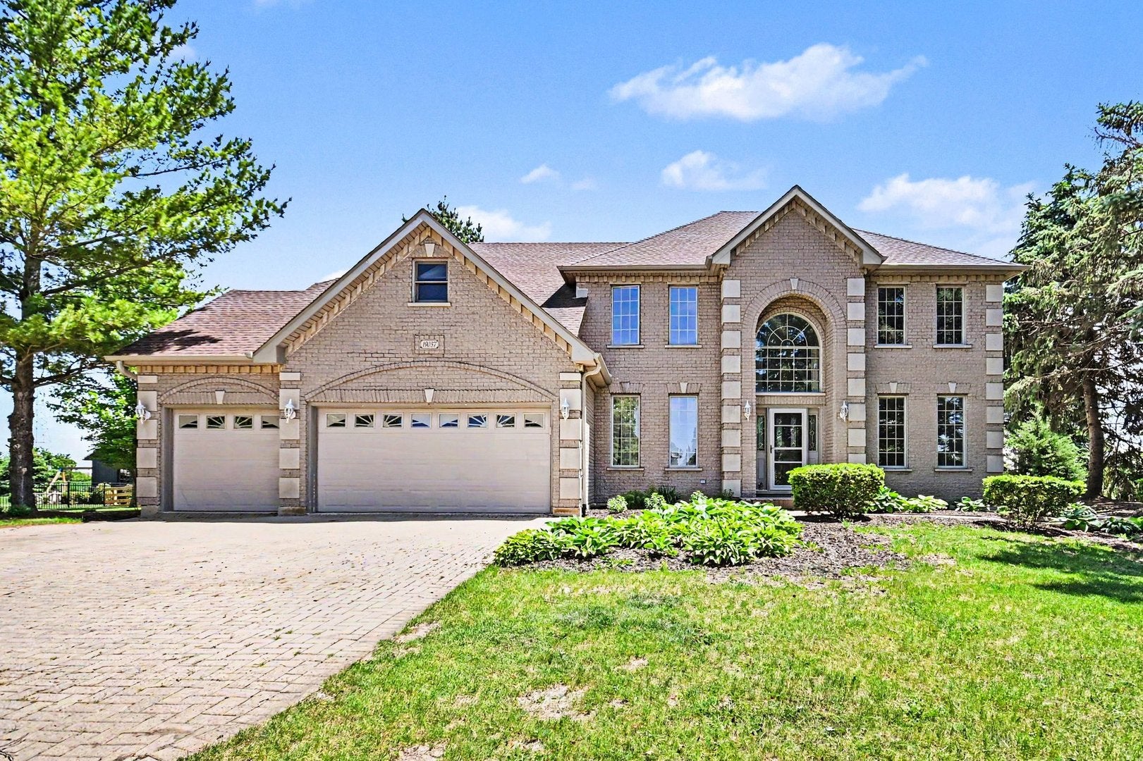 19057 S Saddlebrook Drive — photo