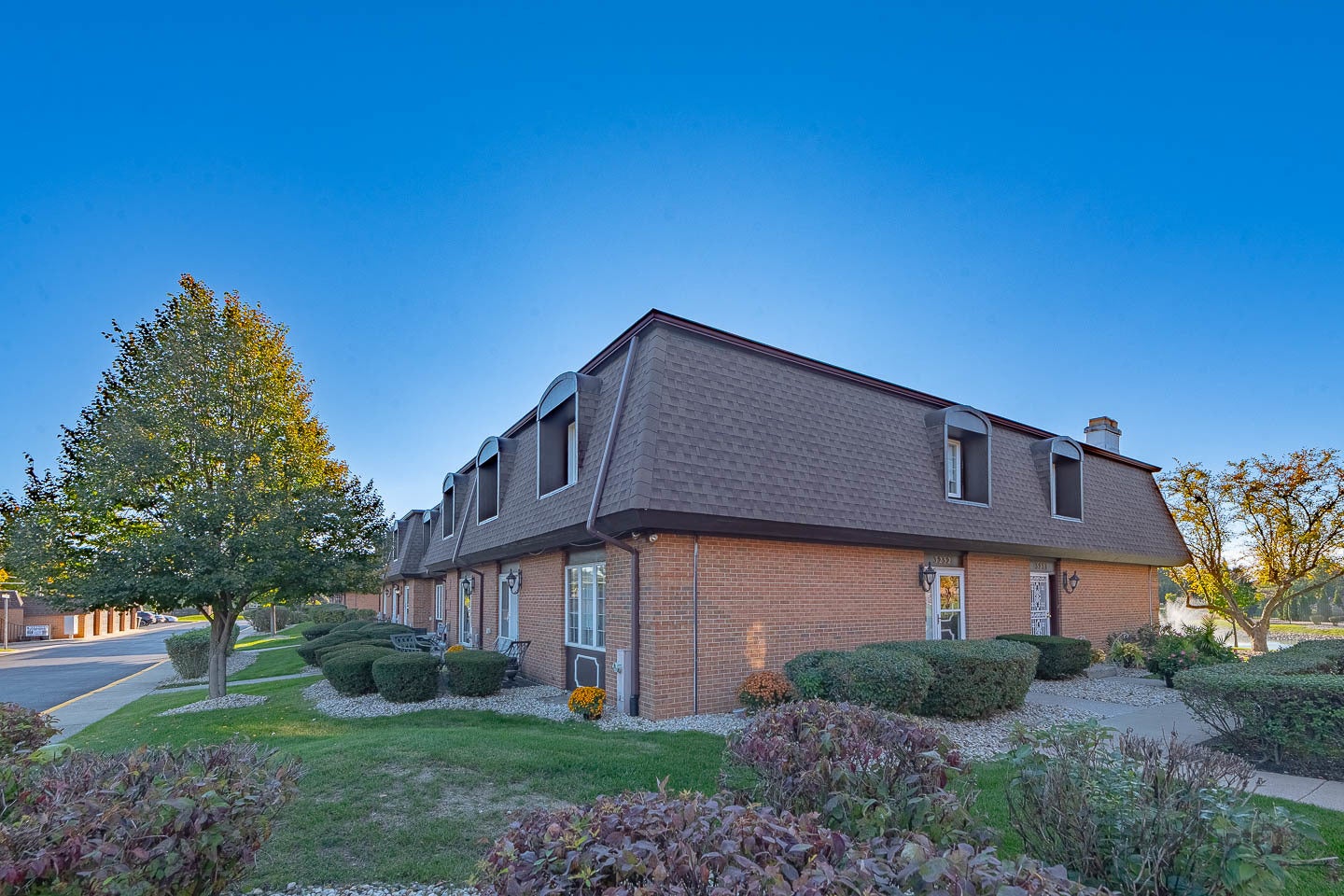 3232 Chestnut Drive — photo