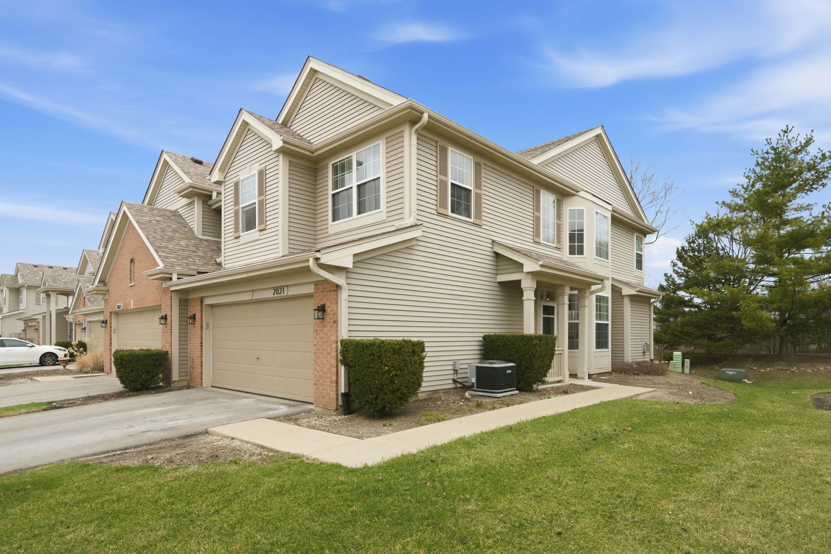 2021 Cypress Court — photo