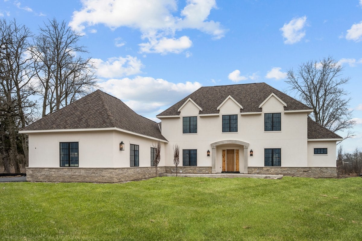 270 Majestic Oak Court — photo