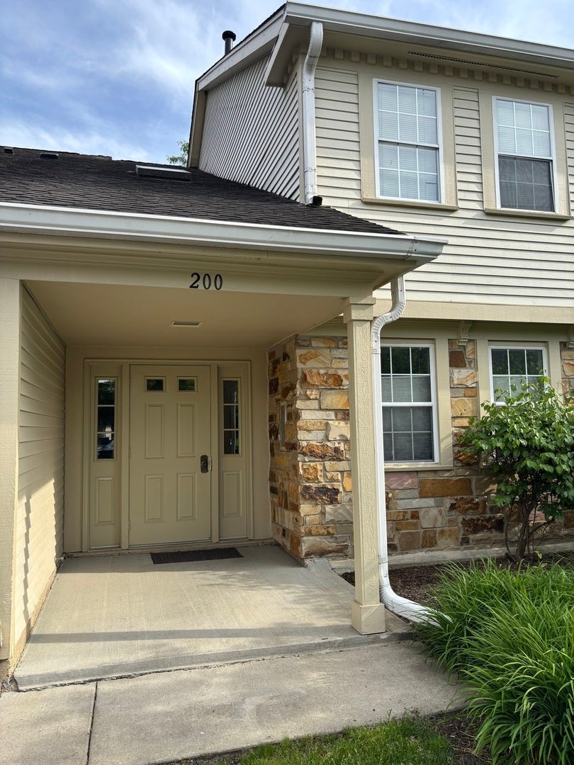 200 Dublin Lane 200 — photo
