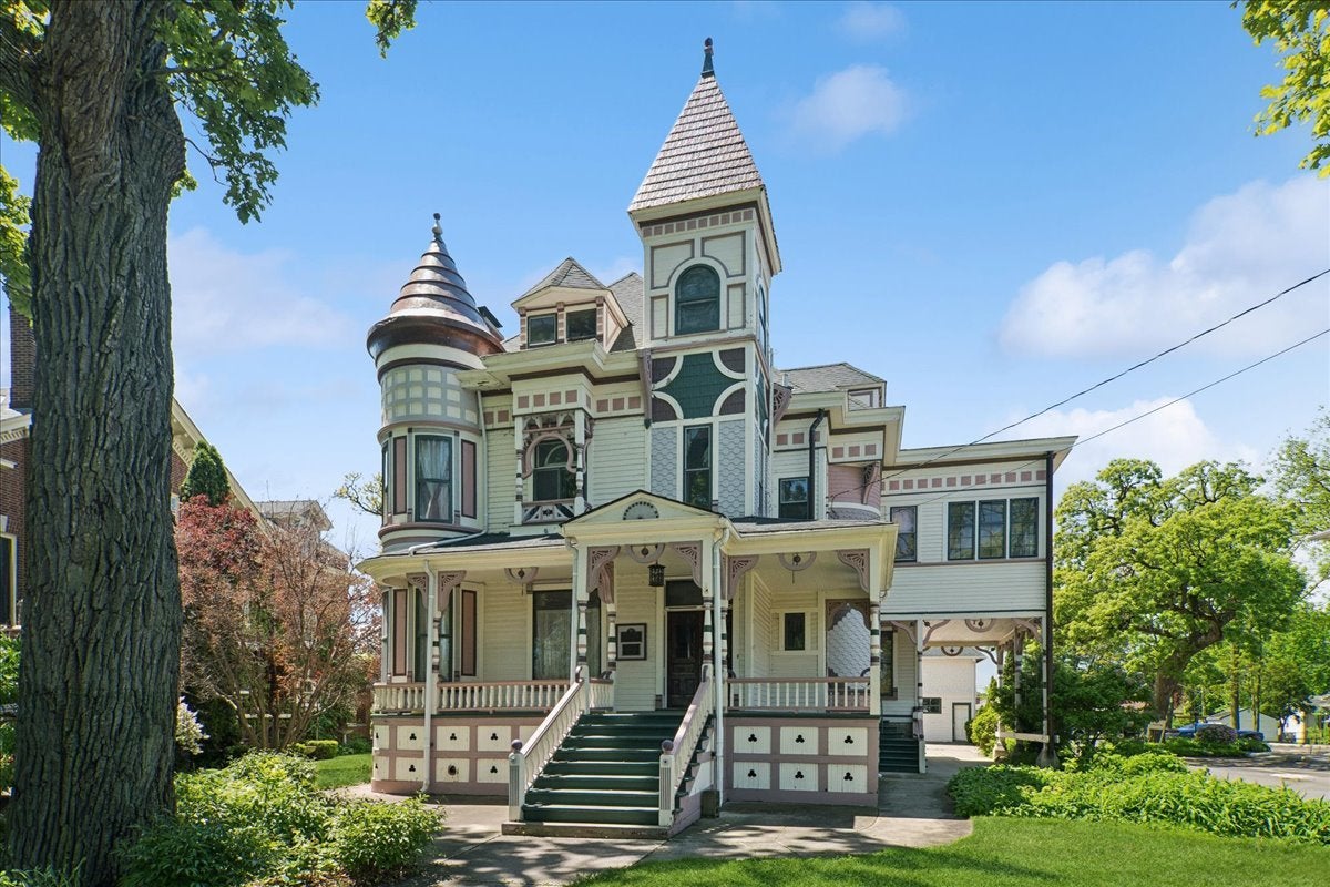 214 S State Street — photo