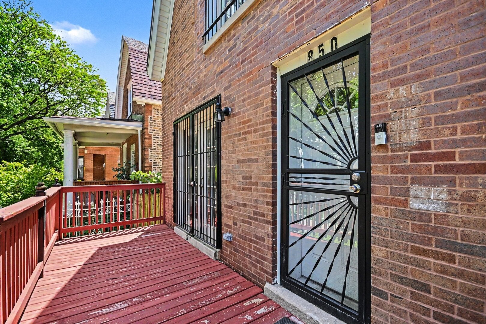 Home in Chicago, IL 60651 — photo 3
