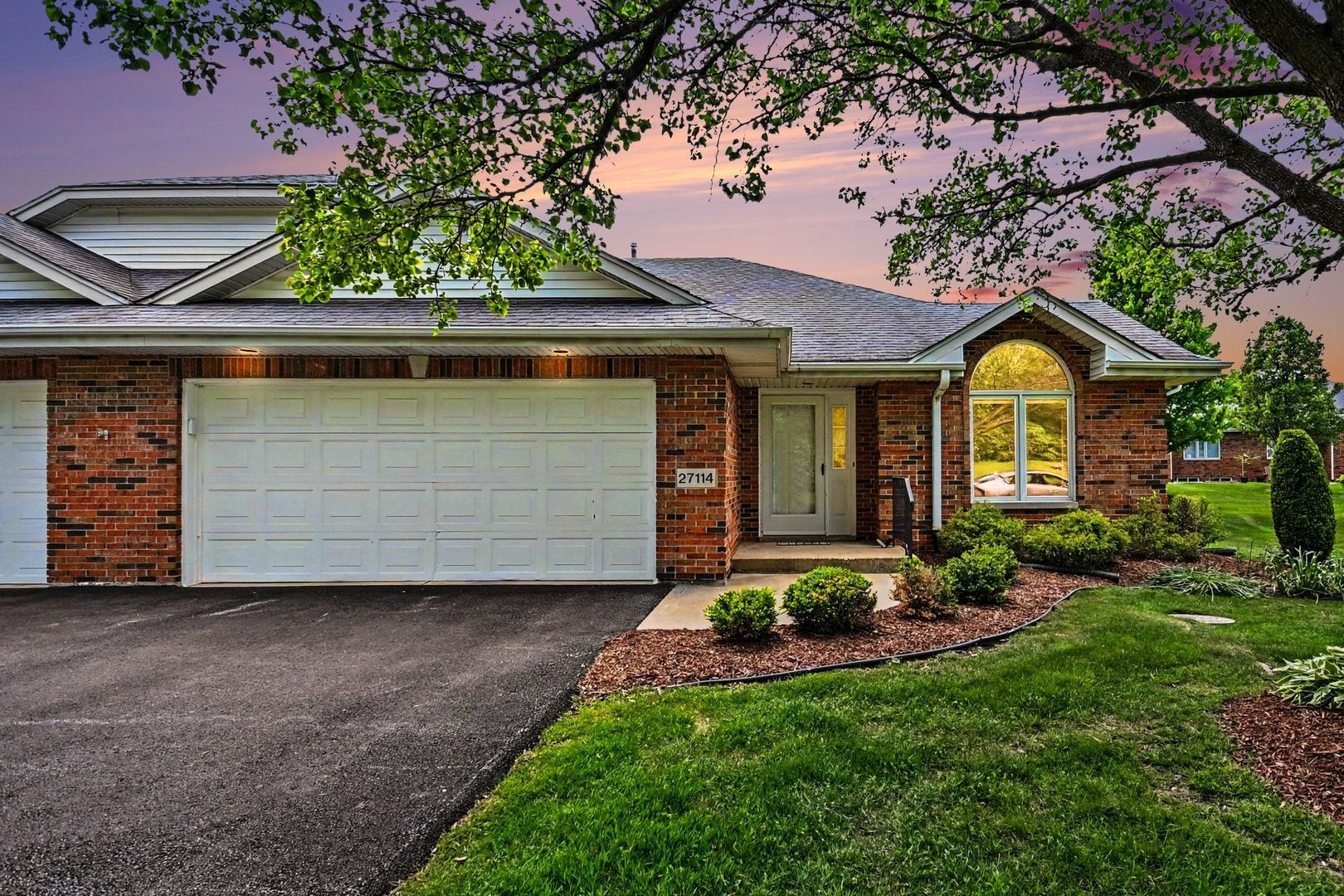27114 S Quiet Oak Lane — photo