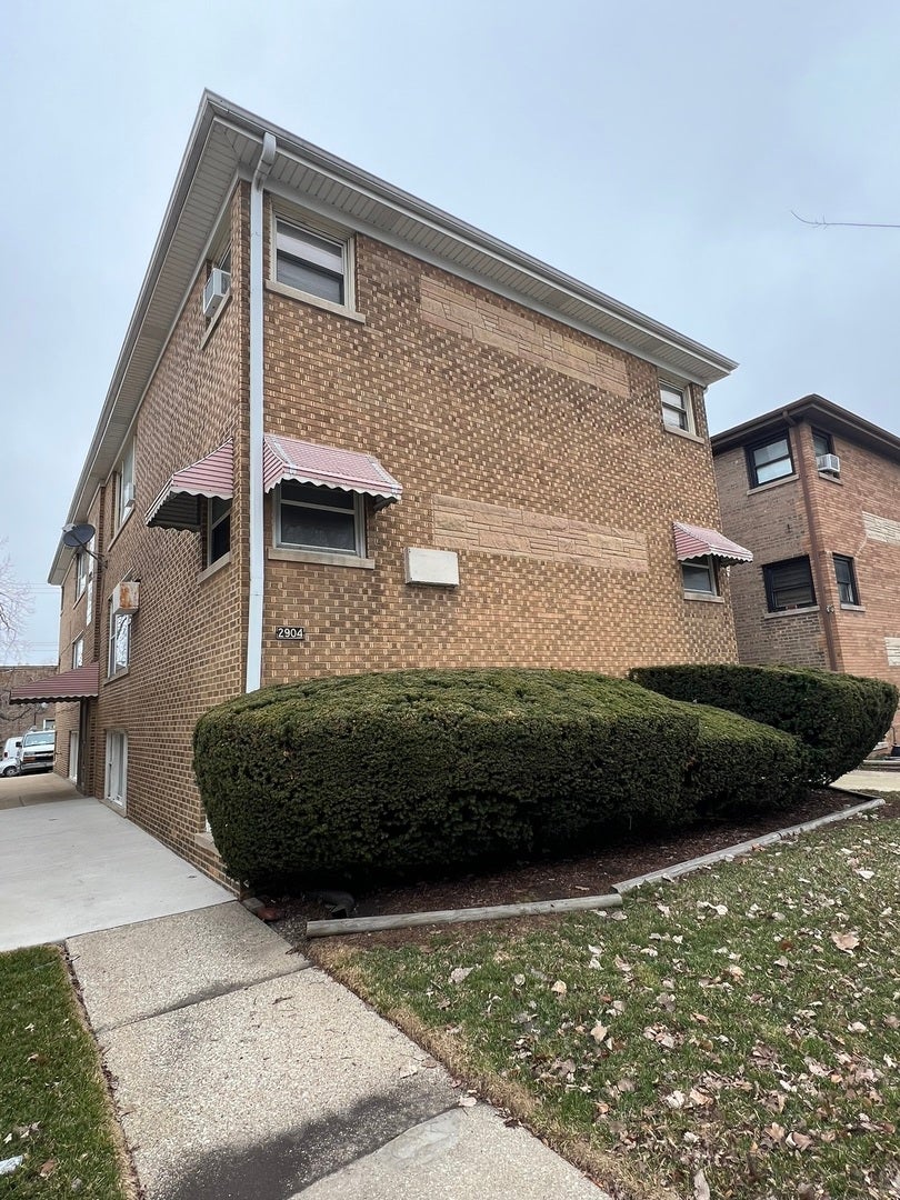 2904 W Foster Avenue 2F — photo