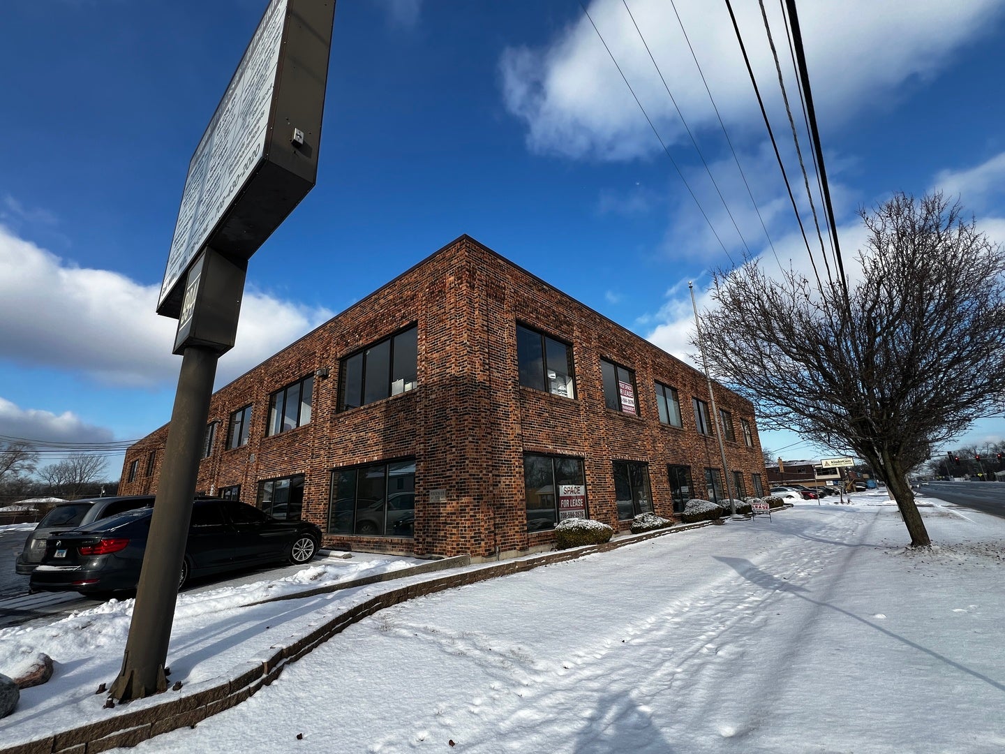 9944 S Roberts Road 107 — photo