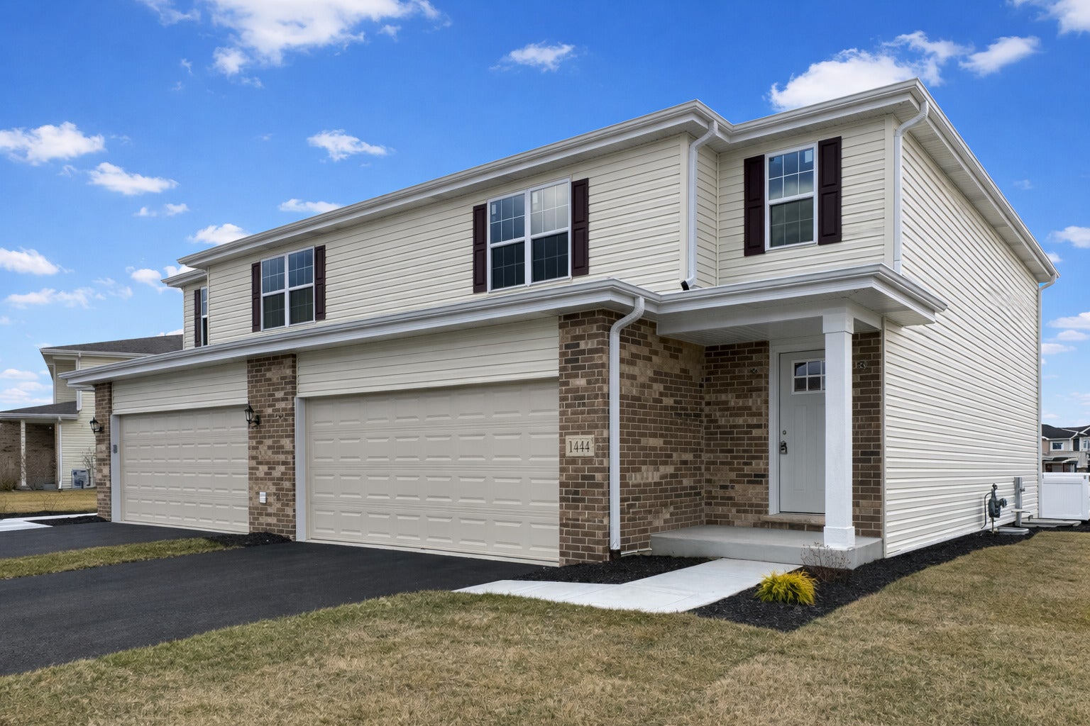 1444 Somerset Drive — photo