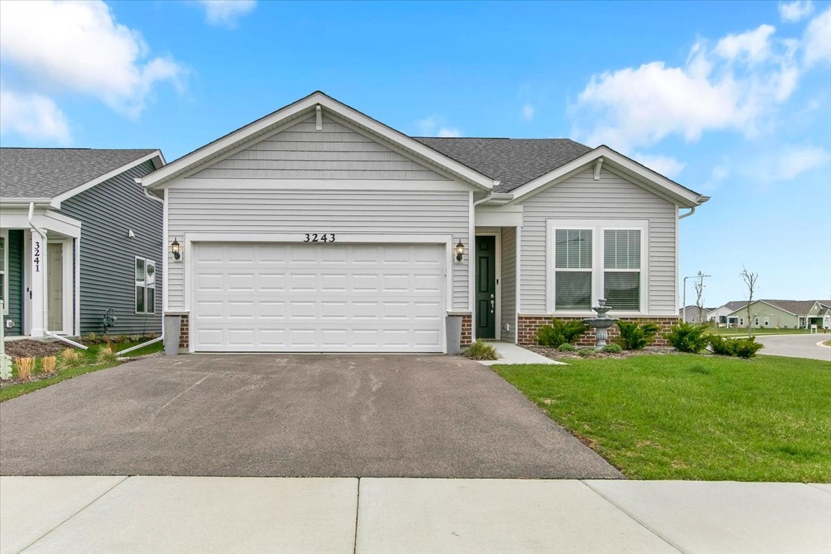 3243 Sweetgrass Circle — photo