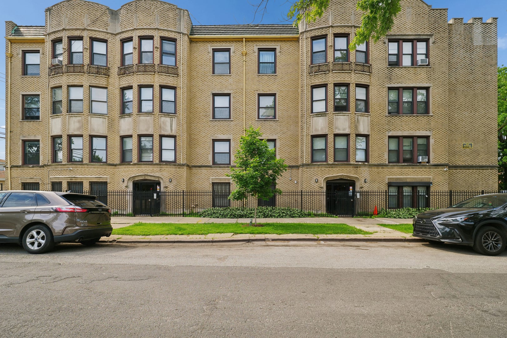 8503 S Drexel Avenue 1E — photo