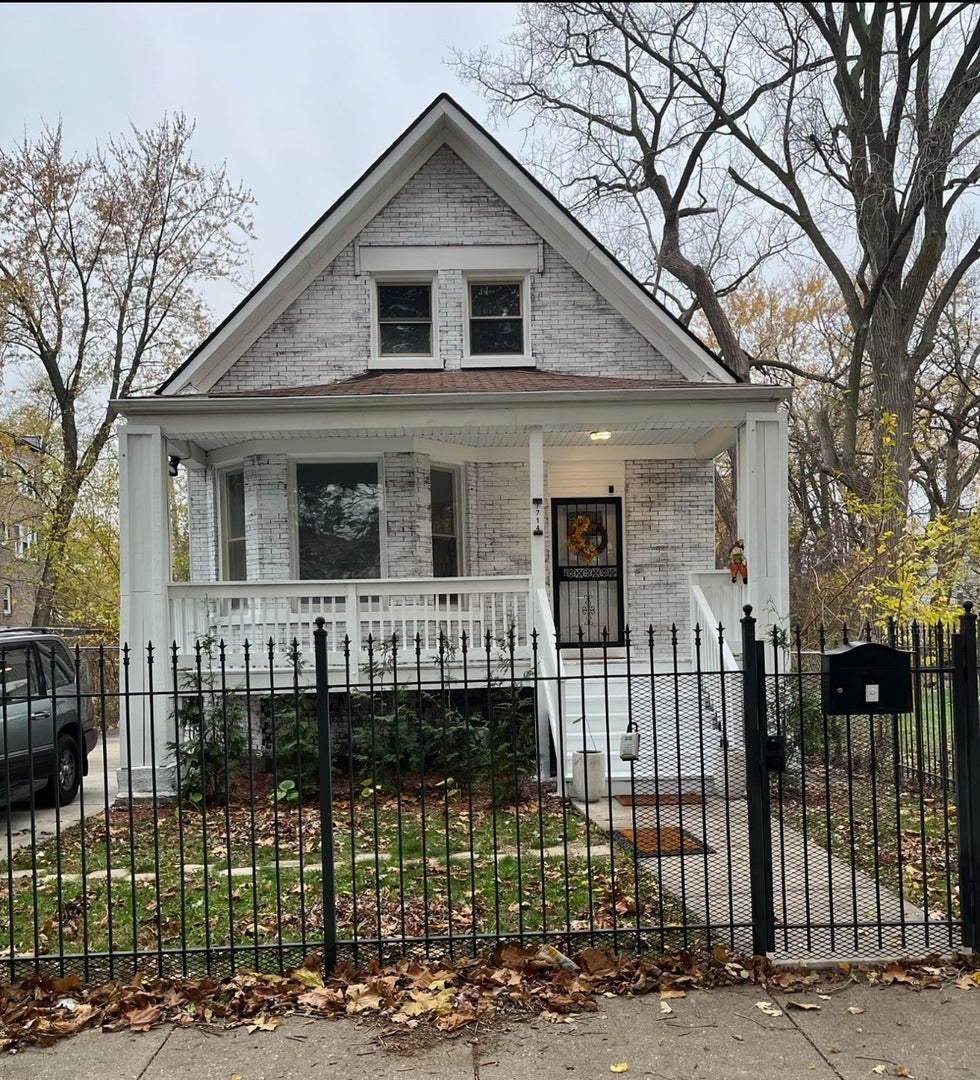7714 S Marquette Avenue — photo
