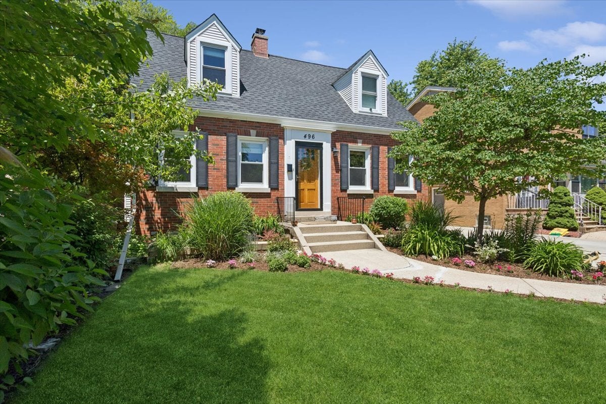 496 Longcommon Road, Riverside, IL 60546 — photo 2