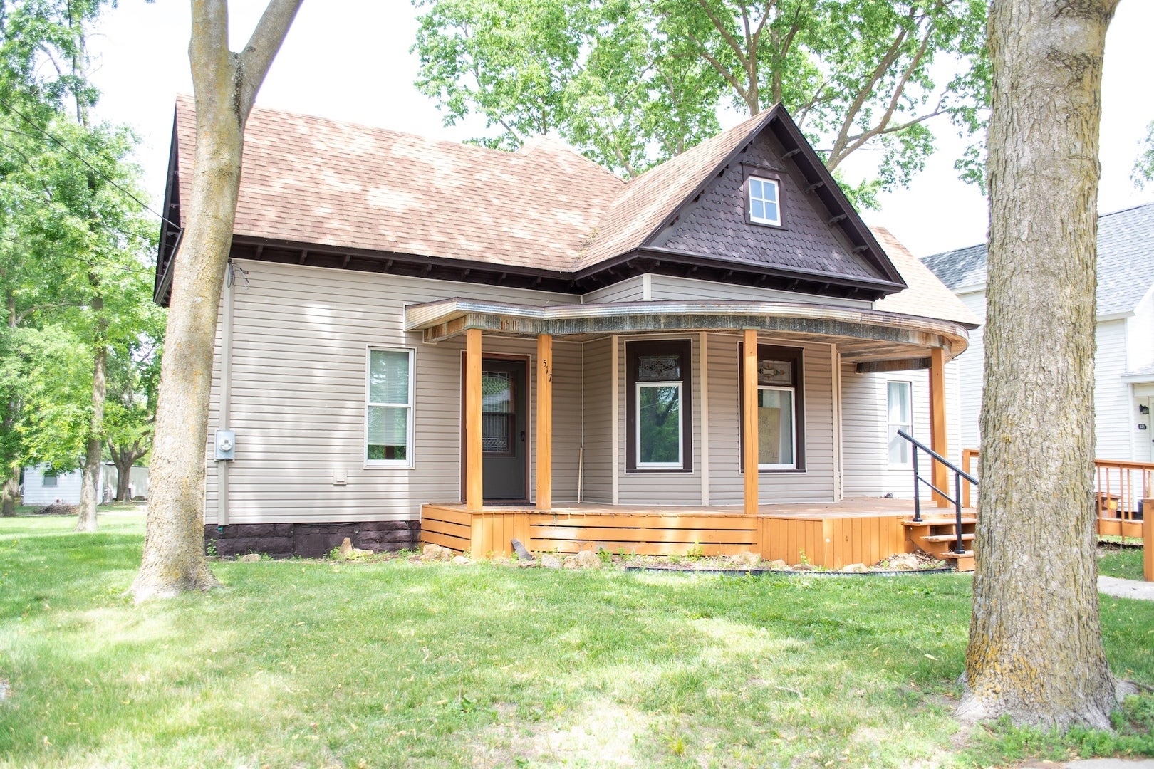517 Main Street — photo