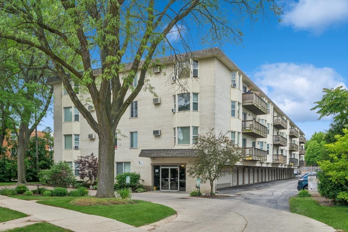 8232 Niles Center Road 214 — photo