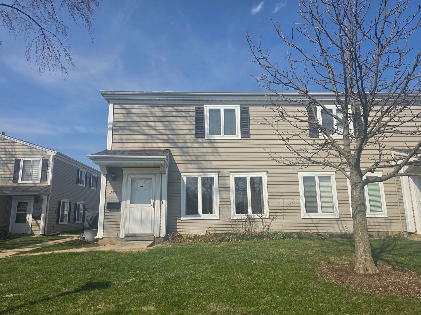 726 E Old Willow Road 104C — photo