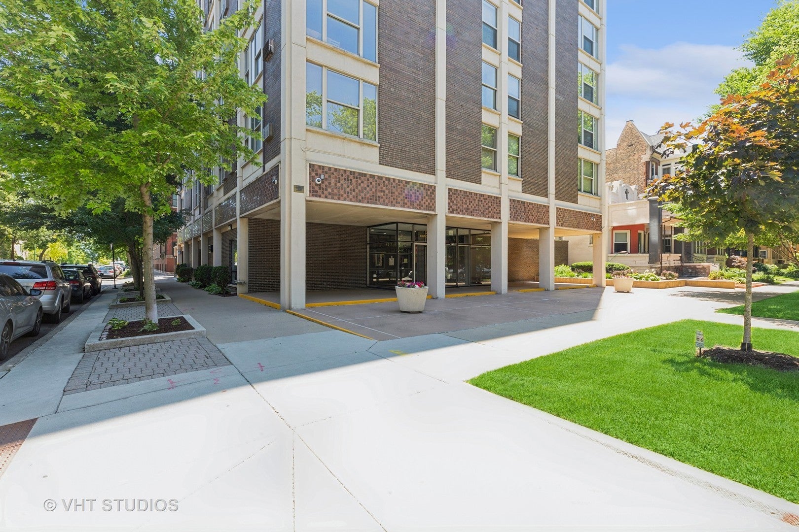 5401 S Hyde Park Boulevard 1101 — photo