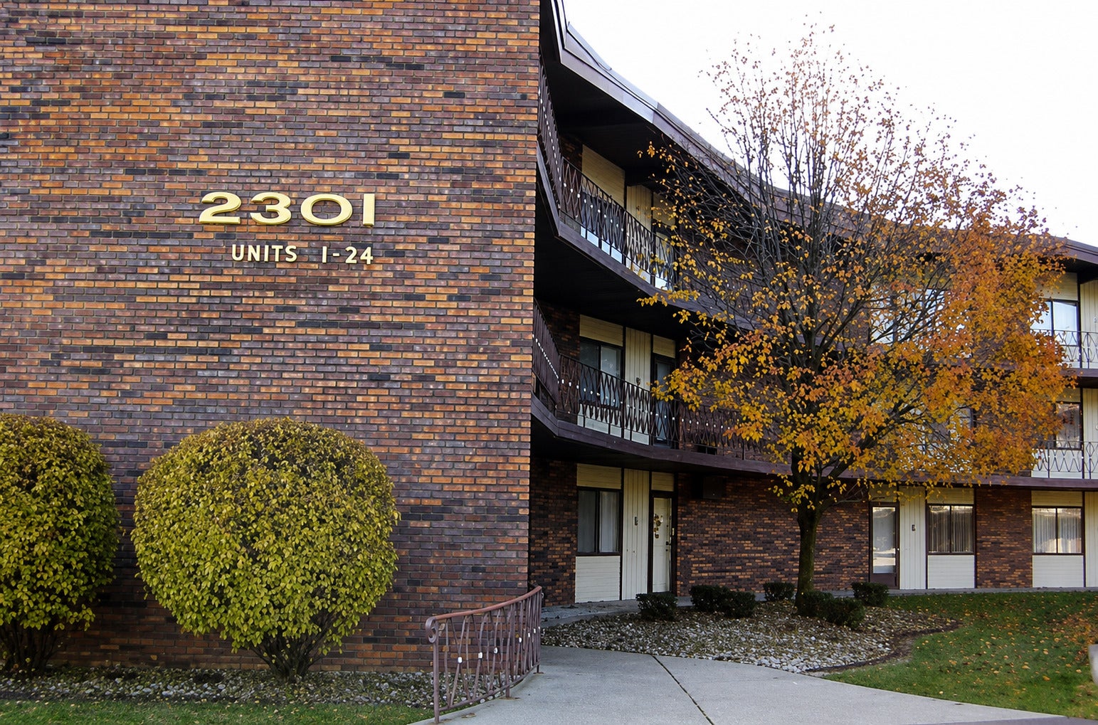 2301 Holiday Terrace 11 — photo