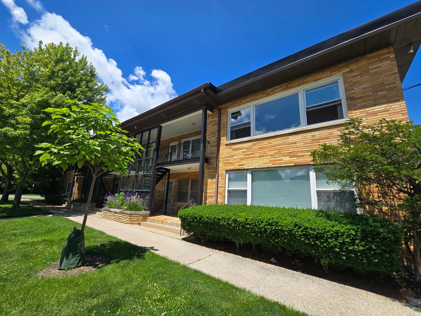 1301 N Harlem Avenue 10 — photo