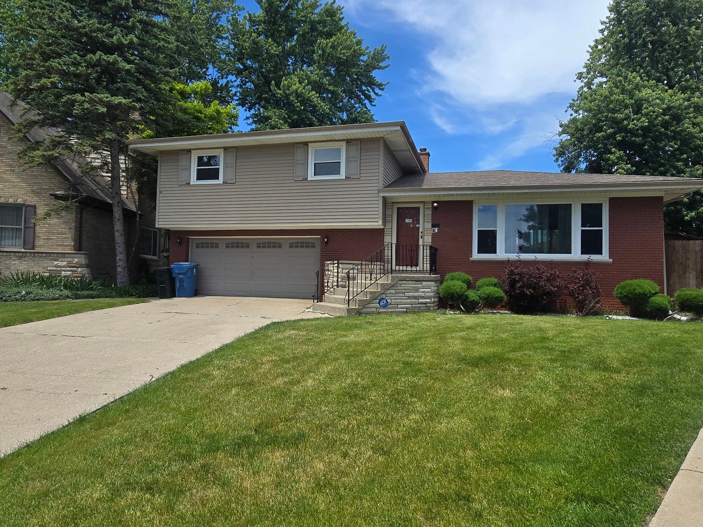 309 Streamside Drive — photo