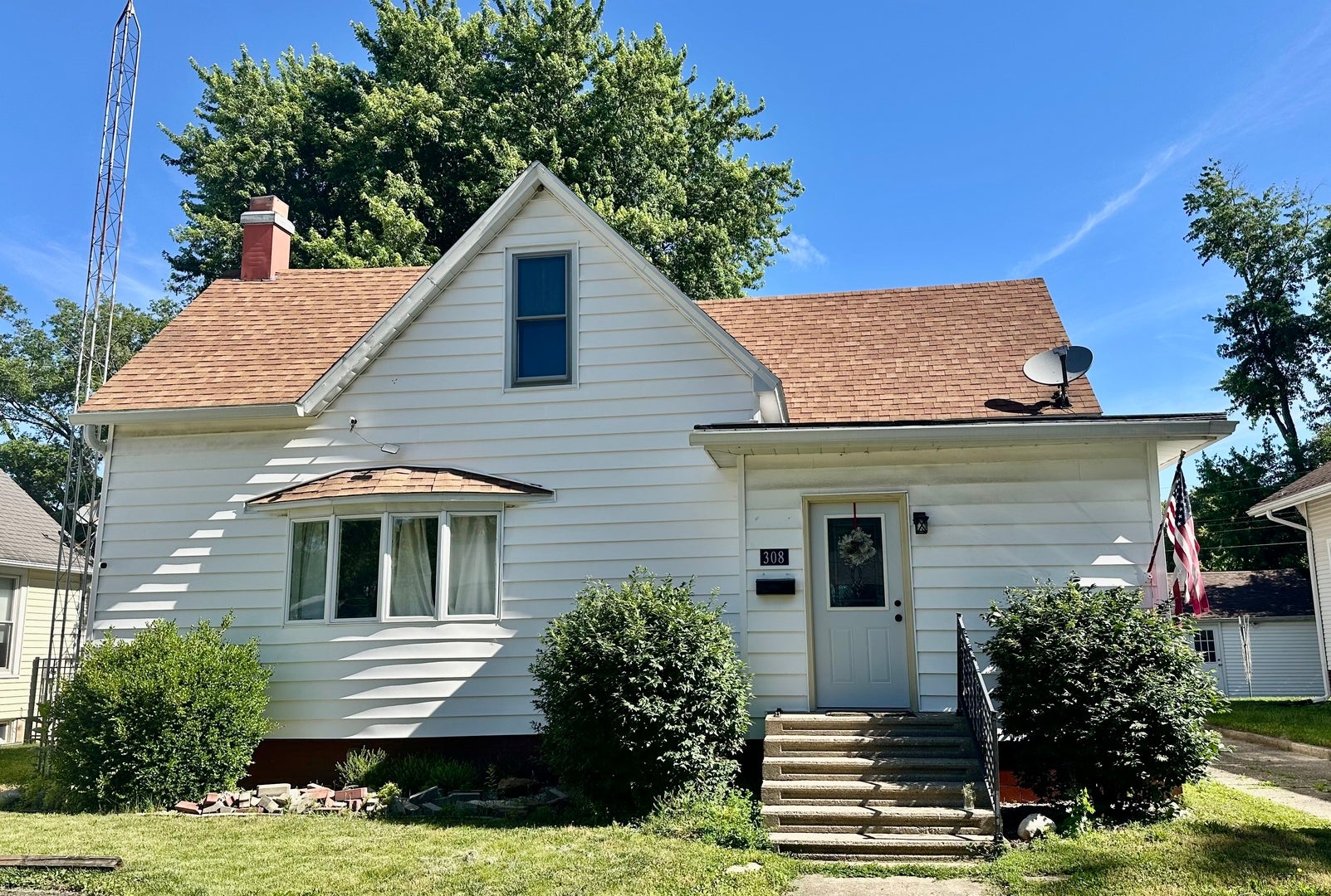 308 W Green Street — photo