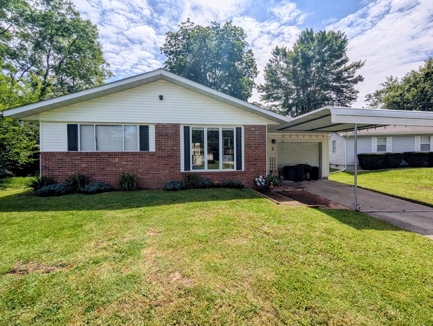 7 Wedgewood Court — photo