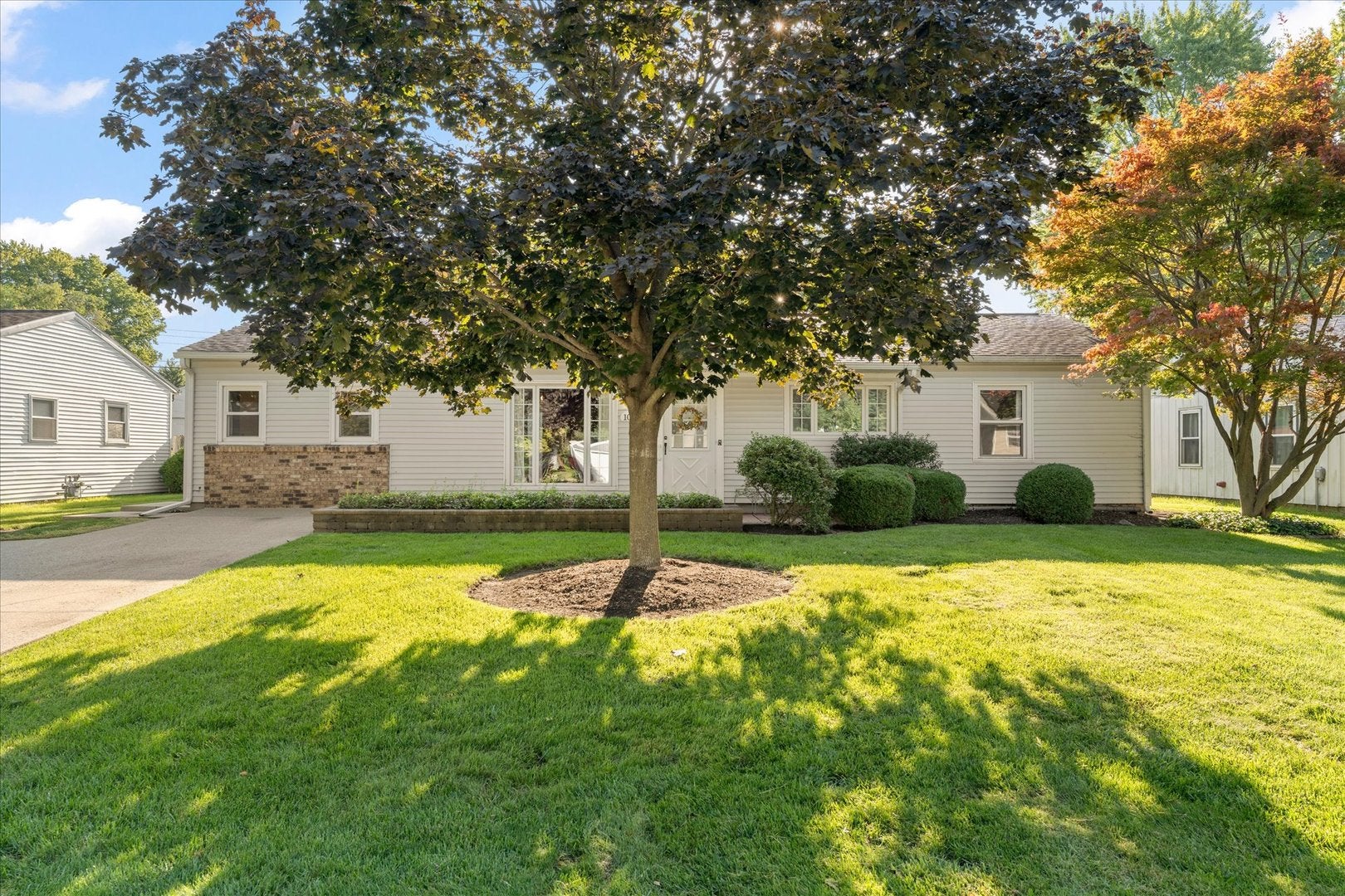 1010 Scottsdale Drive — photo