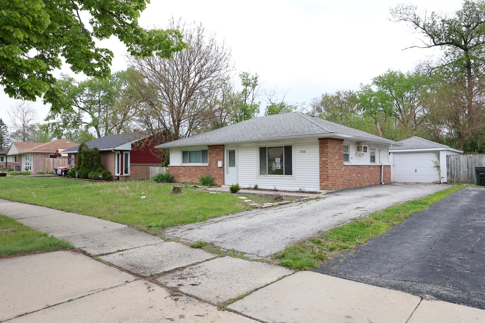 366 Blackhawk Drive — photo
