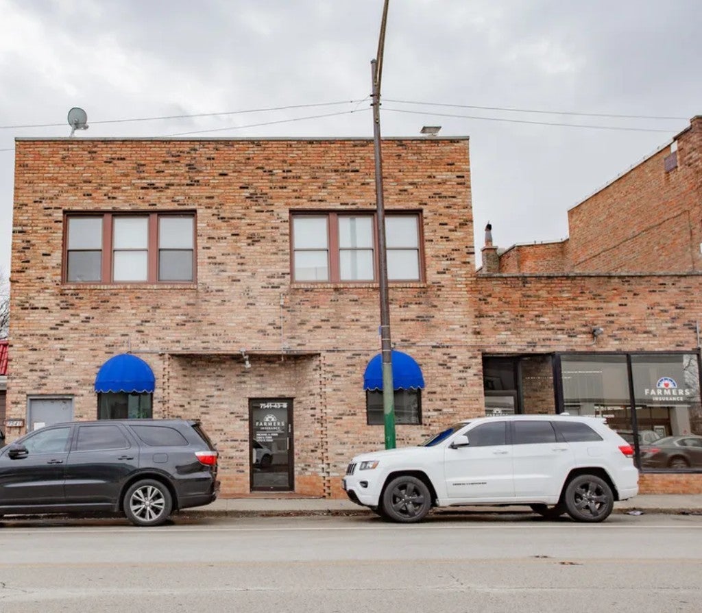 7541 W Irving Park Road — photo