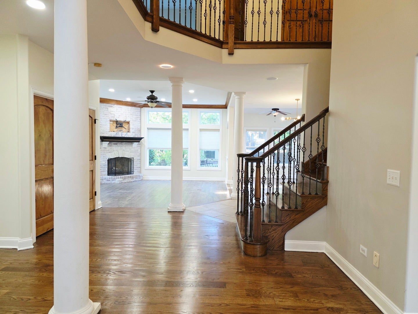 Home in Plainfield, IL 60585 — photo 3