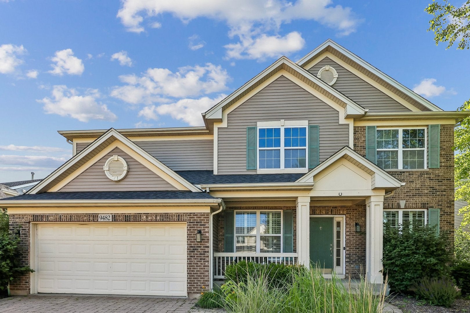 9482 Inverness Drive — photo