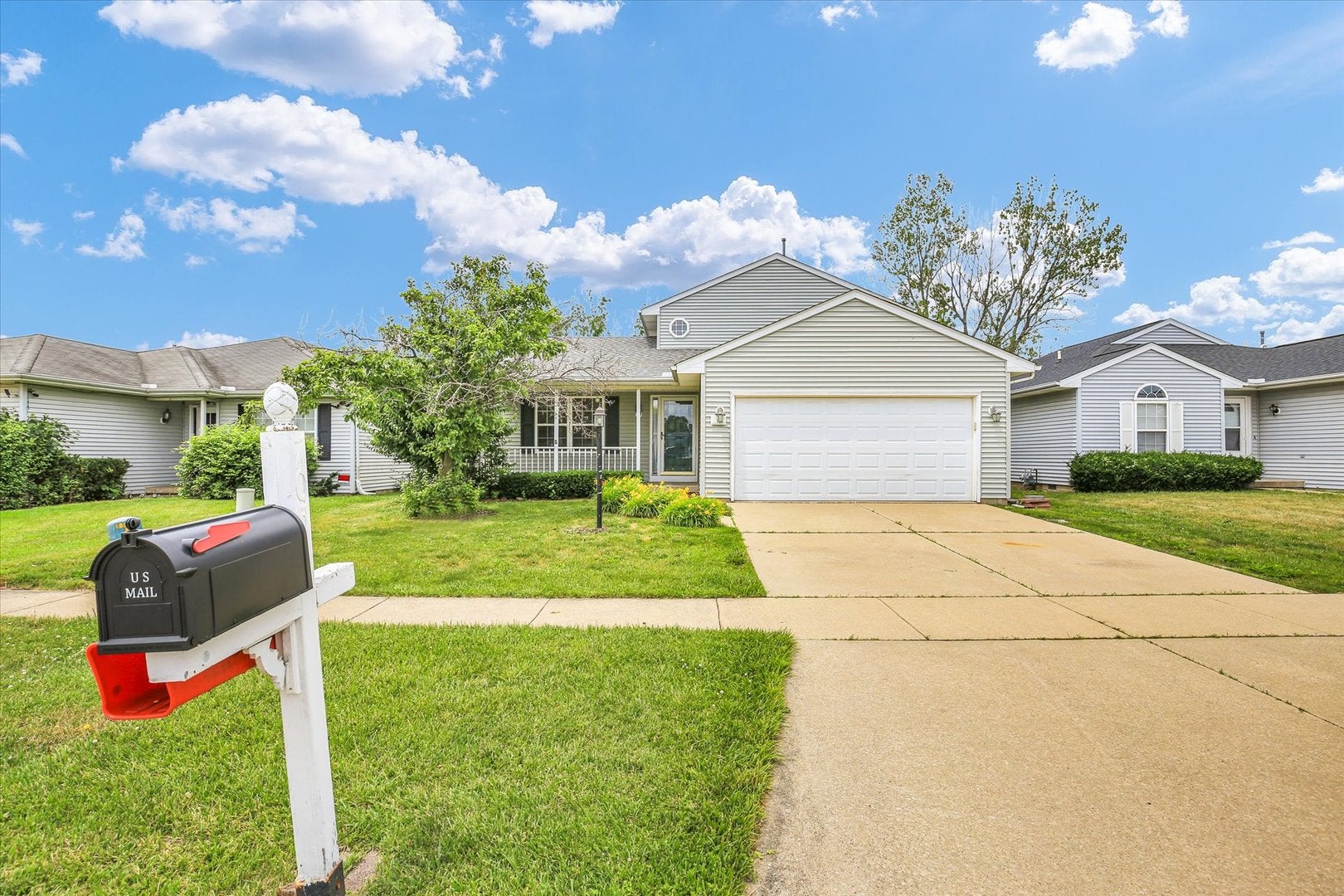 705 Erin Drive — photo