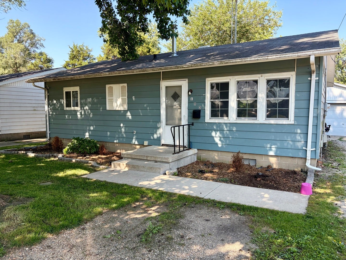 105 S Miller Street — photo