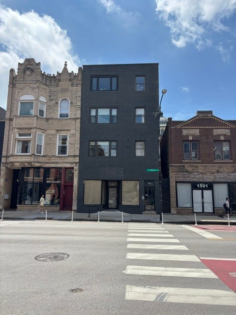 1465 W Chicago Avenue — photo