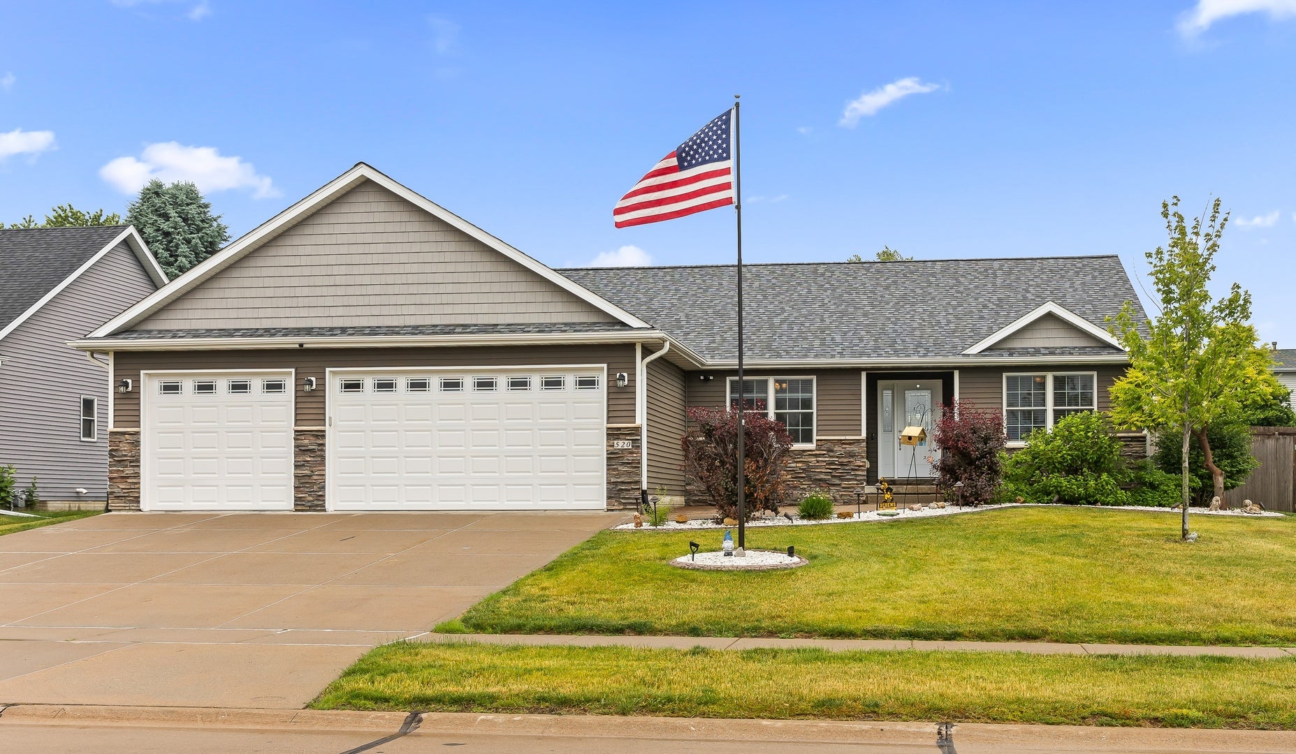 520 Pinehurst Drive — photo