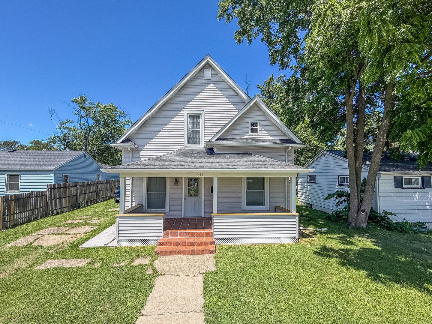 911 Forrest Street — photo