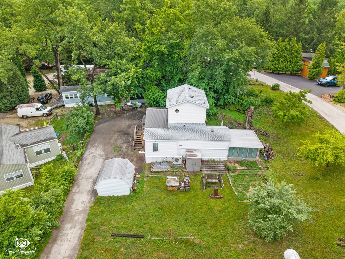 46 Lakeshore Drive — photo