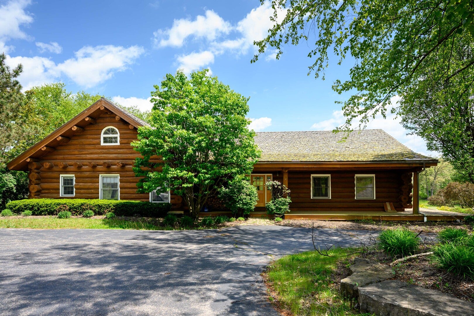 4418 Richmond Road — photo