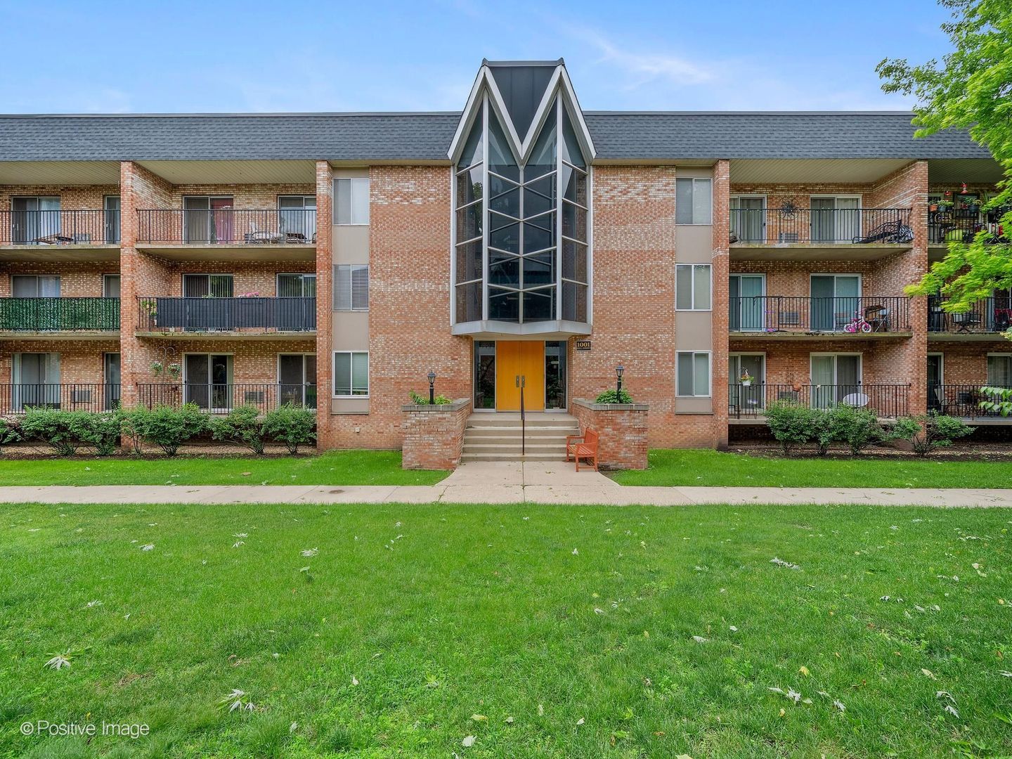 1001 N Mill Street 311 — photo