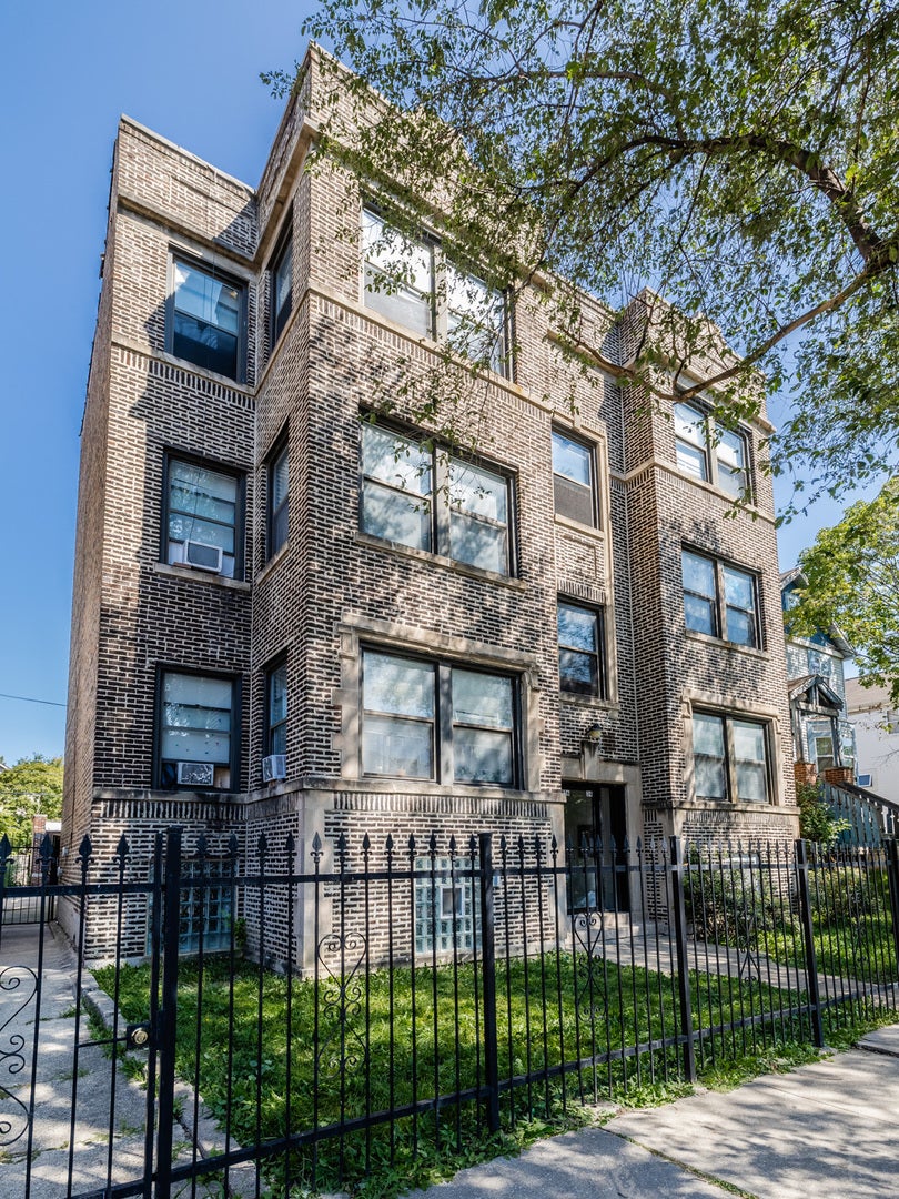 4934-36 W Jackson Boulevard — photo