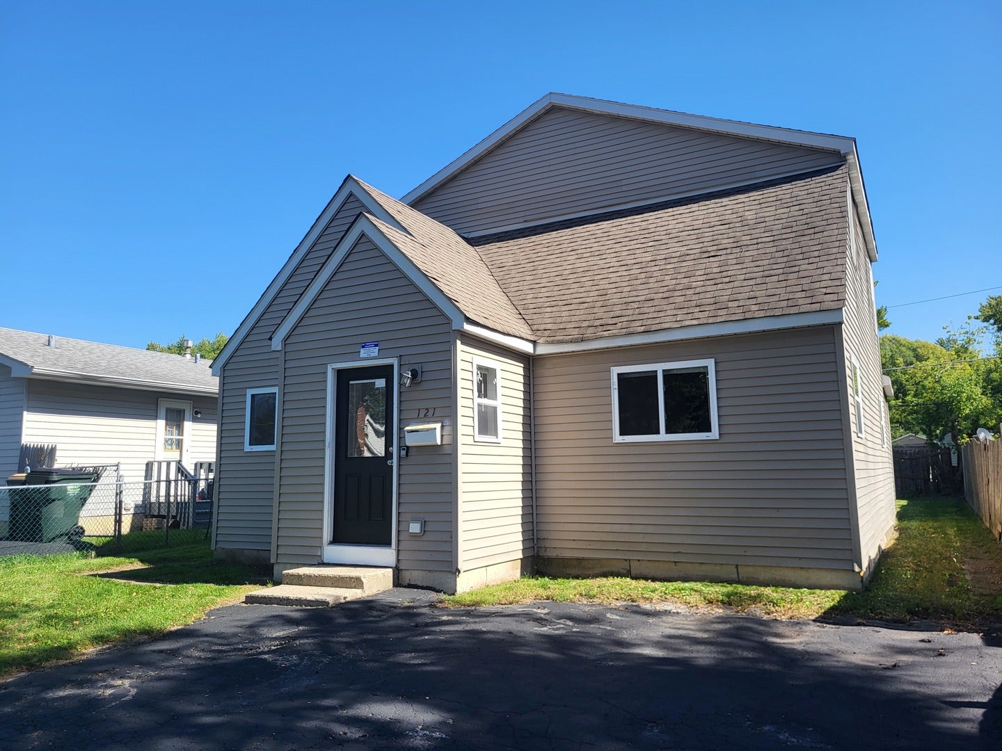 121 Highmoor Drive — photo